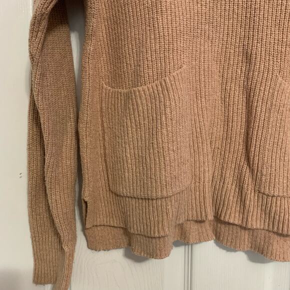 Madewell ribbed knit tan patch pocket pullover sweater - Picture 3 of 7